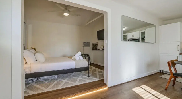 Charming Chandler Retreat w/ Furnished Patio!, Забронировать Апартаменты/квартира Чандлер 
