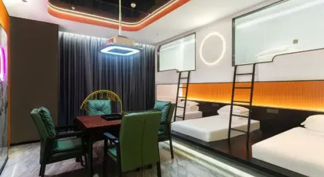 Кровать в общем номере TATW Esports Hotel (Beibu Gulf Plaza Branch)