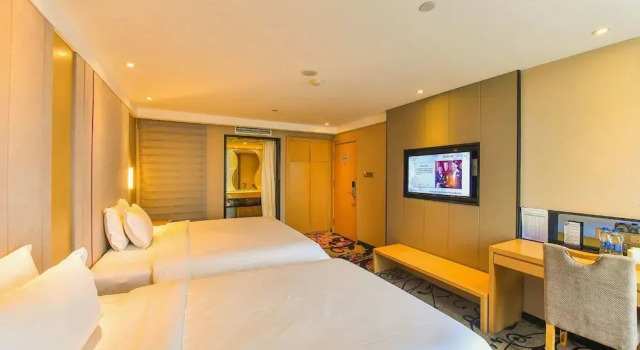 Двухместный семейный номер Standard с видом на город Lavande International Hotel Wuhan Jiedaokou University of Technology Mafangshan Campus Branch