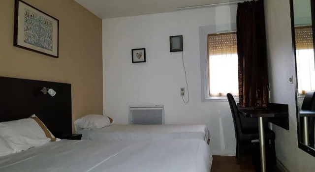 Трёхместный номер Standard Hôtel dAlsace