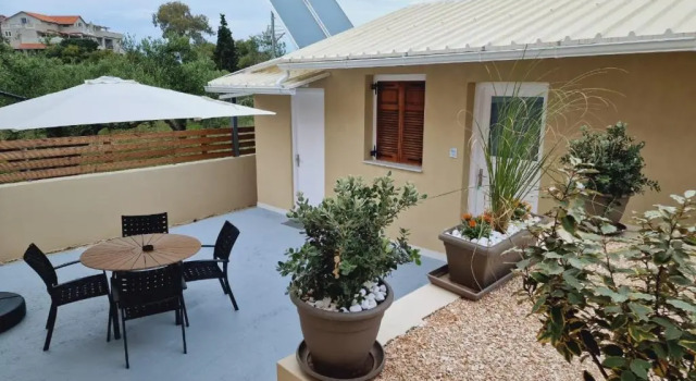 Студия Sea View Suites & Holiday Homes - Plaka Beach Resort