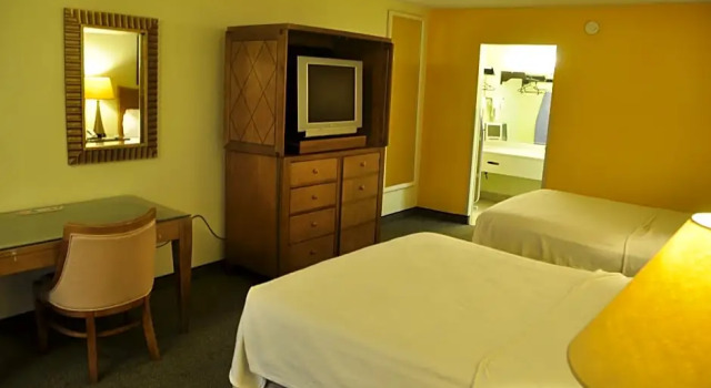 Четырёхместный номер Standard Winter Haven Suites & Conference Center