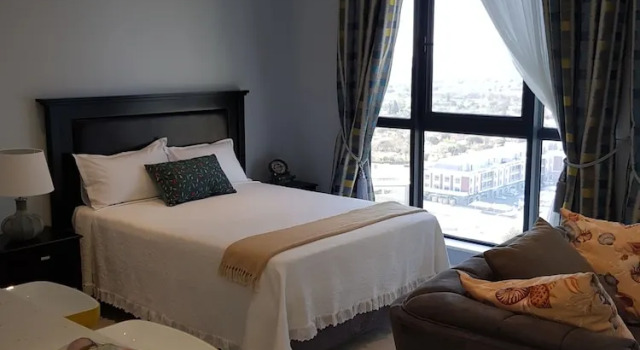 Люкс Luxury Apartments at Itowers, CBD, Gaborone