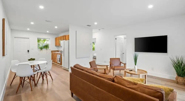 Коттедж Spacious 2 BR Sailboat Bend