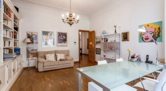 Valencia Flat Rental - City Center Estacion del Norte, Забронировать Апартаменты/квартира Эшампле 