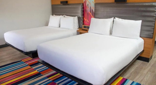 Четырёхместный номер Standard Aloft by Marriott Miami Doral