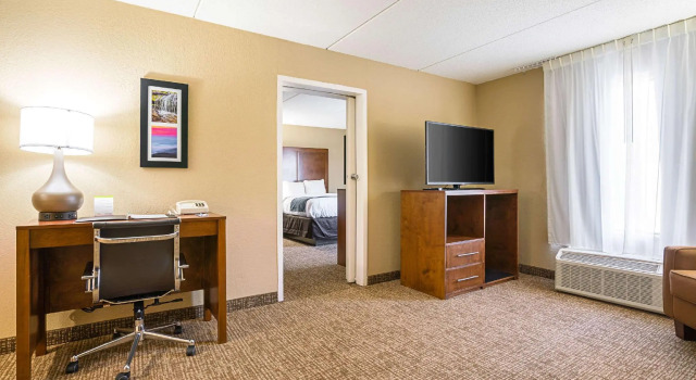 Четырёхместный люкс Holiday Inn Express - Rocky Mount - Sports Center by IHG