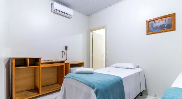 Четырёхместный номер Standard Hotel Los Angeles