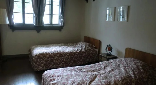 Pension Madonna, Prenota Hotel Hotel a Koshinetsu con parcheggio, Parcheggio