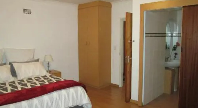 34 On Marten Crescent, Book Lejlighed Hoteller i Table View med parkering, Parkering