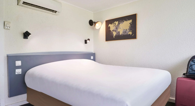 Kyriad Direct Le Bourget - Gonesse