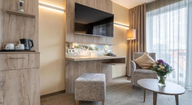 Номер Standard ambassador hotel & spa