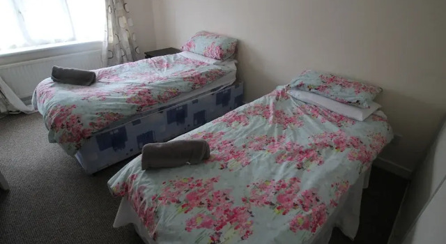 Tongwynlais Cottage by Cardiff Holiday Homes, Đặt Nhà nghỉ dưỡng Cardiff Cardiff