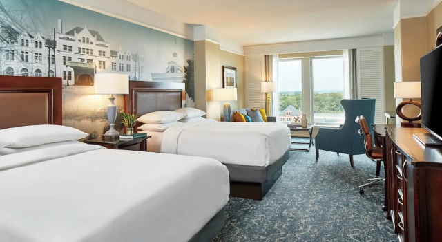 Одноместный полулюкс Renaissance Montgomery Hotel & Spa at the Convention Center