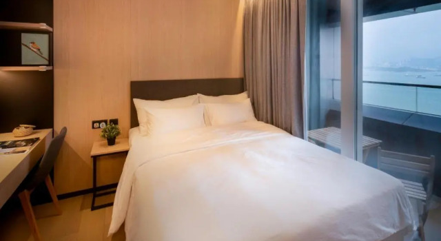 Номер Standard с 2 комнатами с балконом и с видом на гавань CM+ Hotels and Serviced Apartments