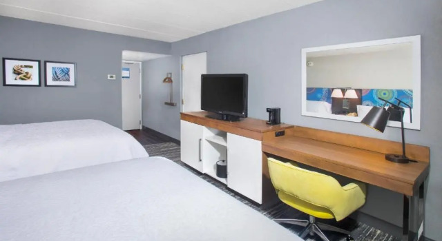 Standardowy czteroosobowy pokój Hampton Inn & Suites Annapolis