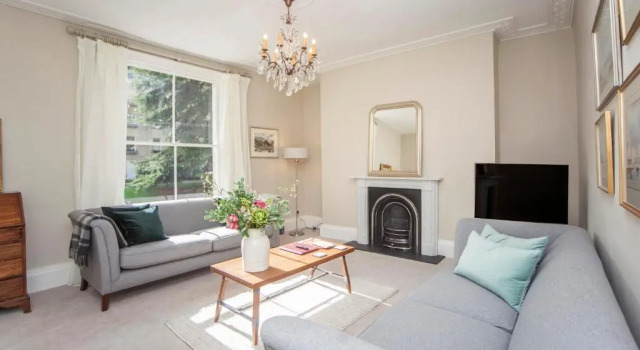City View - 11 Southcot Place