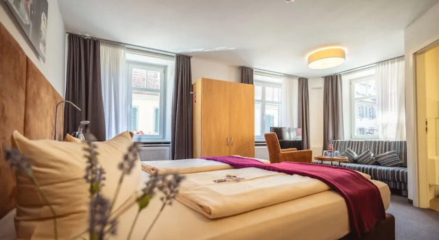 Трёхместный номер Comfort Hotel Residenz