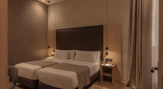 Двухместный номер Deluxe Gran Hotel Barcino 4 Sup