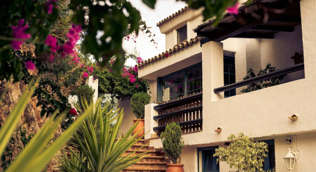 The Urban Villa, Κράτηση Βίλα Ojen Sierra de las Nieves