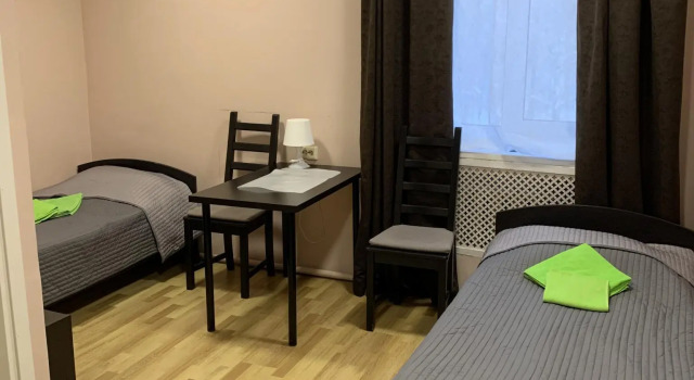 Kuzova Turkompleks, Book Hotel Hoteller i Kemsky District med parkering, Parkering