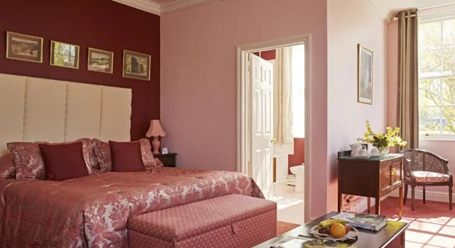 Номер Deluxe Corse Lawn House Hotel