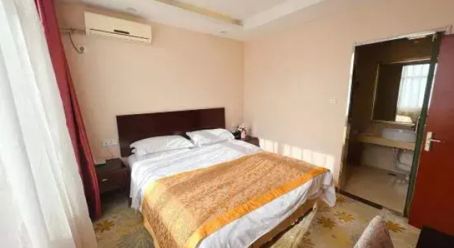 Люкс Business Zhengzhou Dahe Business Hotel