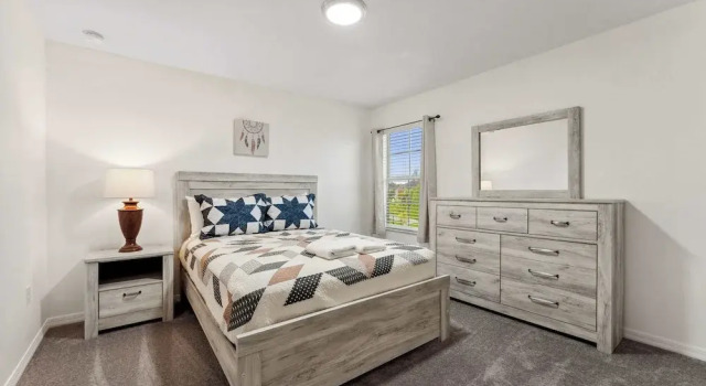 Veranda Sunshine Escape 5 BDR, Rezerwuj Dom wakacyjny Hotele w Kissimmee z parkingiem, Parking