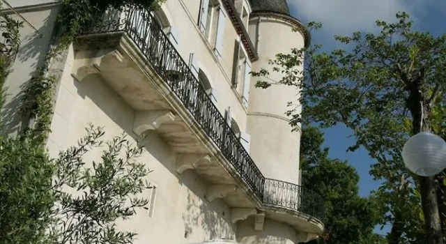 Château de la Blainie, Đặt Khách sạn Albas Lot Valley