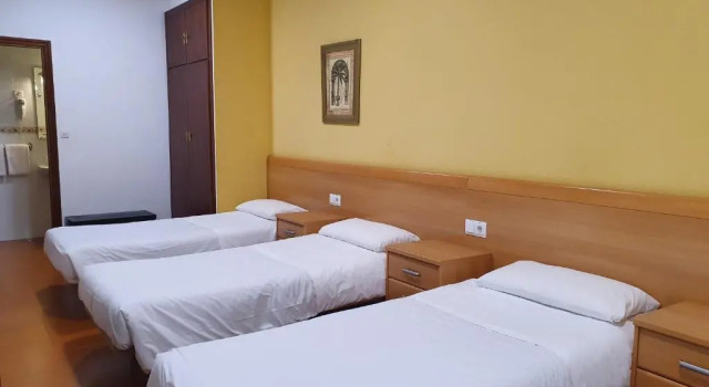 Четырёхместный номер Standard Hostal Zamorán -Madrid Centro Gran Vía Sol