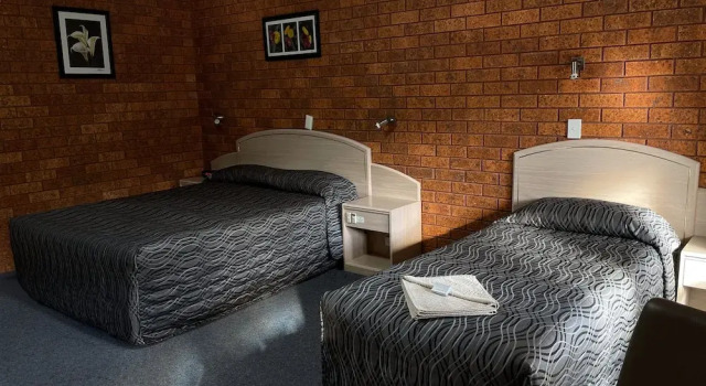 Yambil Inn Motel