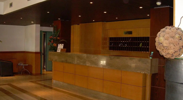 Hotel Zone