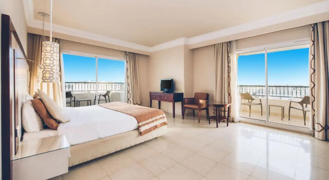 Семейный номер Standard с балконом Iberostar Selection Royal El Mansour