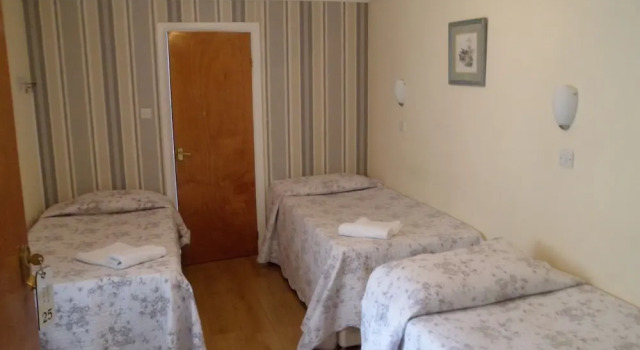 Четырёхместный номер Standard Haven Hotel