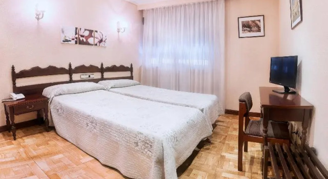 Двухместный номер Standard с балконом Hotel Castellano I