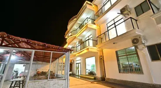 Memories House B&B (Weizhou Island Catholic Church Shell Beach Branch), Buchen Sie Bed & Breakfast Weizhou-Insel Guangxi