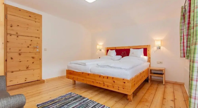 Шале с 3 комнатами с балконом Chalet Glemmtal - Haus Dorfblick