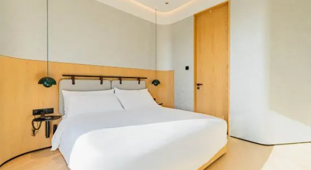 Люкс Yutong Hotel (Beijing Tongzhou Jiukeshu Subway Station)