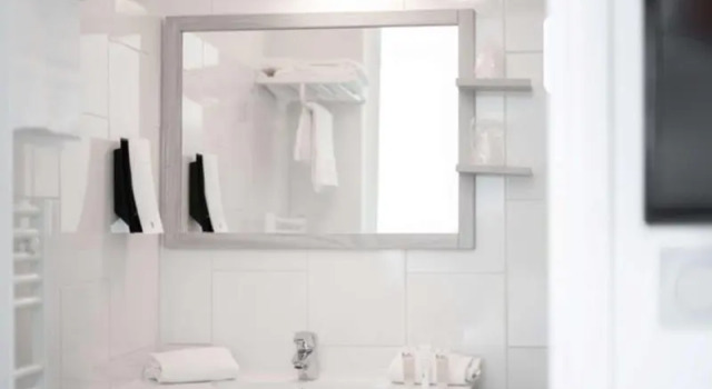 Двухместный номер Comfort с балконом Best Western Hôtel des Thermes - Balaruc les Bains Sète