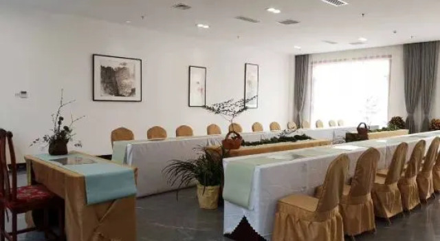 Yunmeng Linshu Villa Hotel, Book Hotel Hoteller i Beijing Province med parkering, Parkering