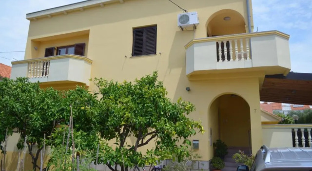 Guesthouse Barić, Забронировать Отель Задар Задарская жупания, рядом с Пляж Мали Милни