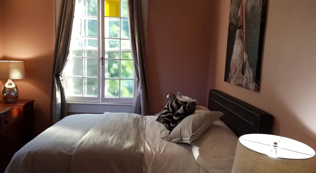 Green Door B&B Brockville, Varaa Bed and Breakfast  