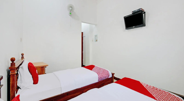 OYO 90309 Hotel Asri 2, Réserver Hôtel Banjarnegara Central Java