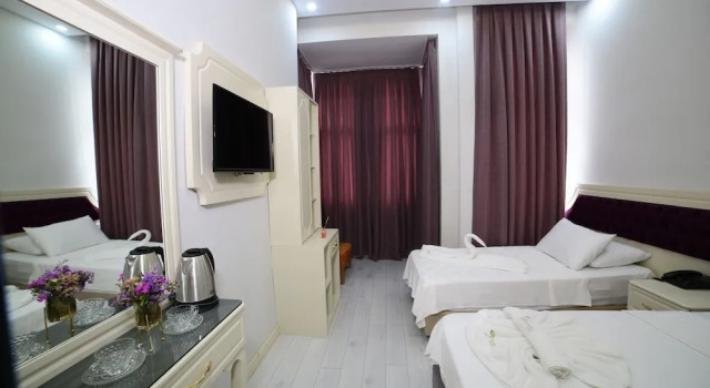 Трёхместный номер Standard taksim diamond hotel