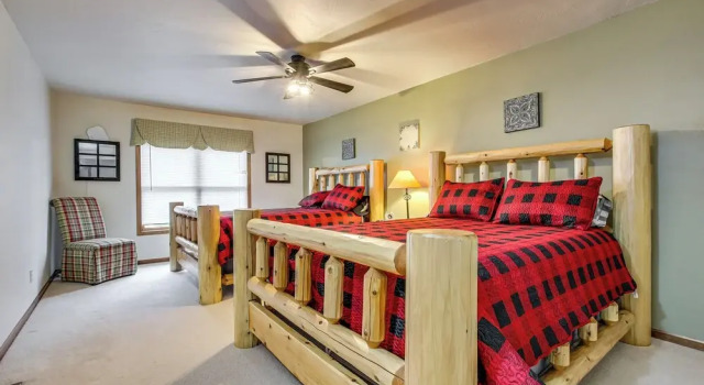 Апартаменты Door County Townhome: Pool Access, 1 Mi to Beach!