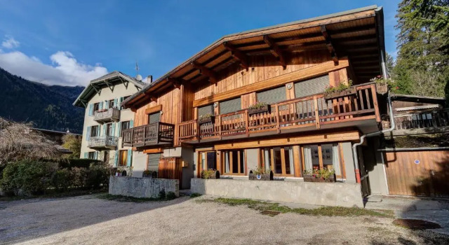 BIOLAY 2 - Alpes Travel - Central Chamonix - Sleeps 6