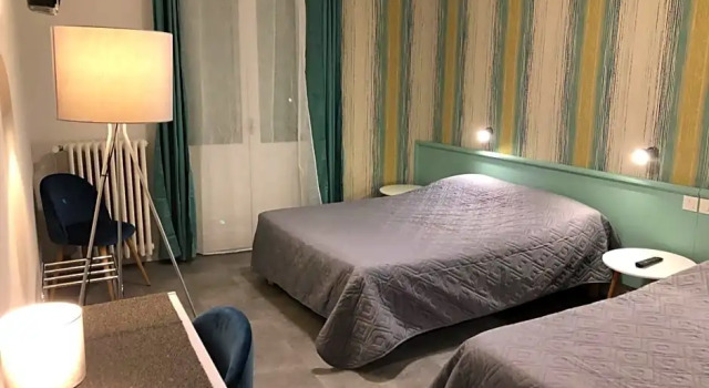 Номер Comfort Hôtel Saint Philibert