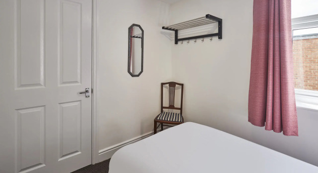 Host Stay Laburnum Road
