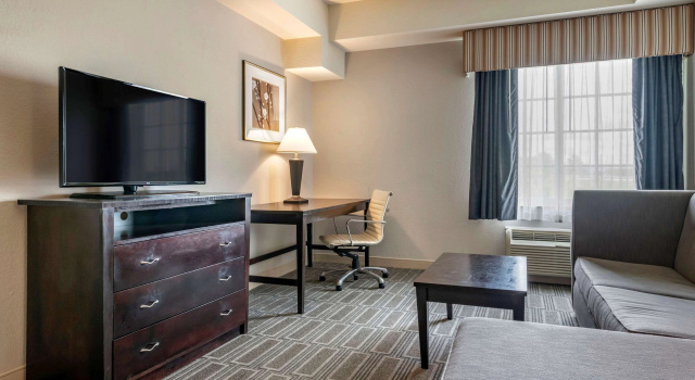 Люкс Comfort Inn & Suites Port Charlotte-Punta Gorda