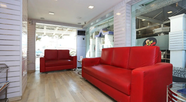 OYO 10690 Florence Hotel